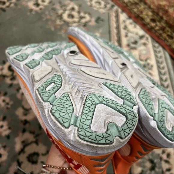 HOKA Clifton 8 Women's Orange Running Shoe Sneakers Z5752 Size 9B - Picture 8 of 11